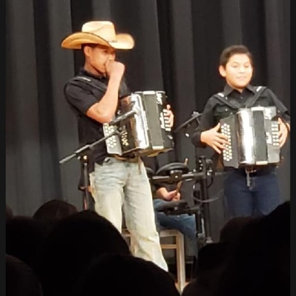 Meet your Posher, Joefrank - Picture 1 of 1